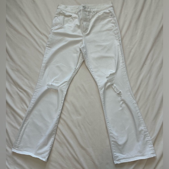 Express White High Waisted White Ripped '90s Bootcut Jeans Size 12 - Picture 7 of 7